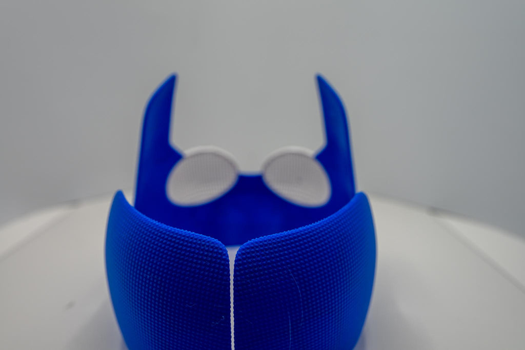 Invincible Cosplay Mask / Helmet - 3D Printed Cosplay / Display / Halloween