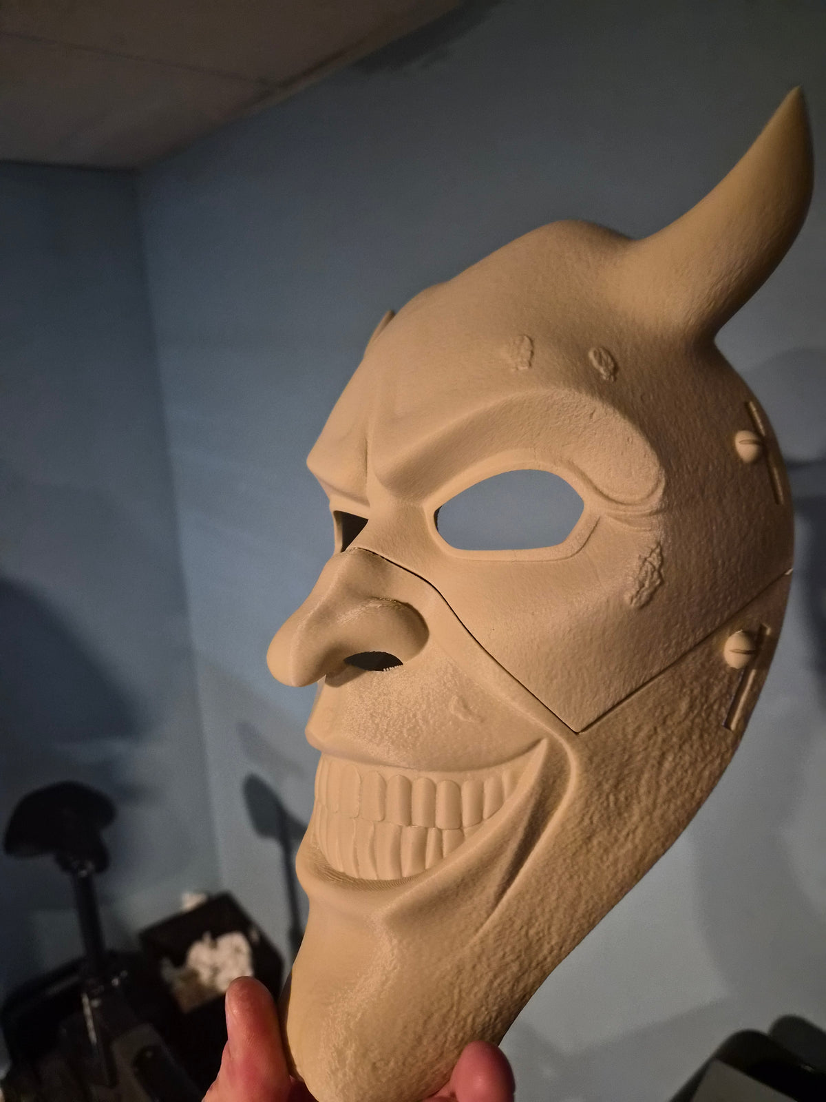 The Grabber Mask - Smile Bottom with Magnetic Closure and Adjustable Straps
