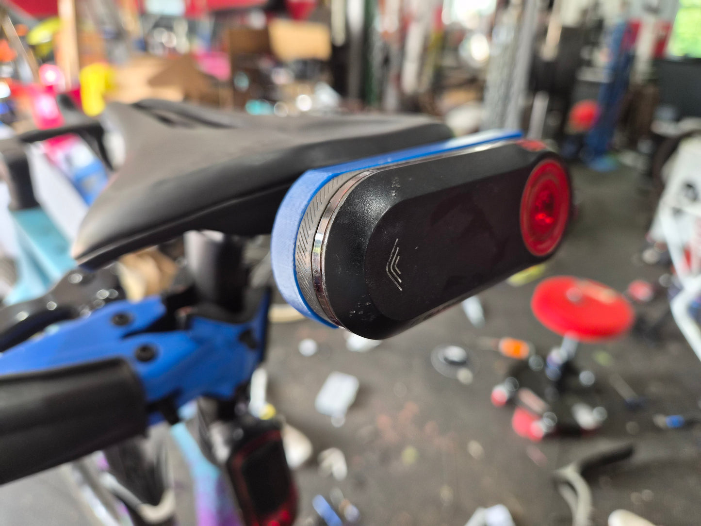 Garmin Varia RTL515 Horizontal Mount for Specialized Saddle (SWAT) - Garmin Insert Included! Varia 515
