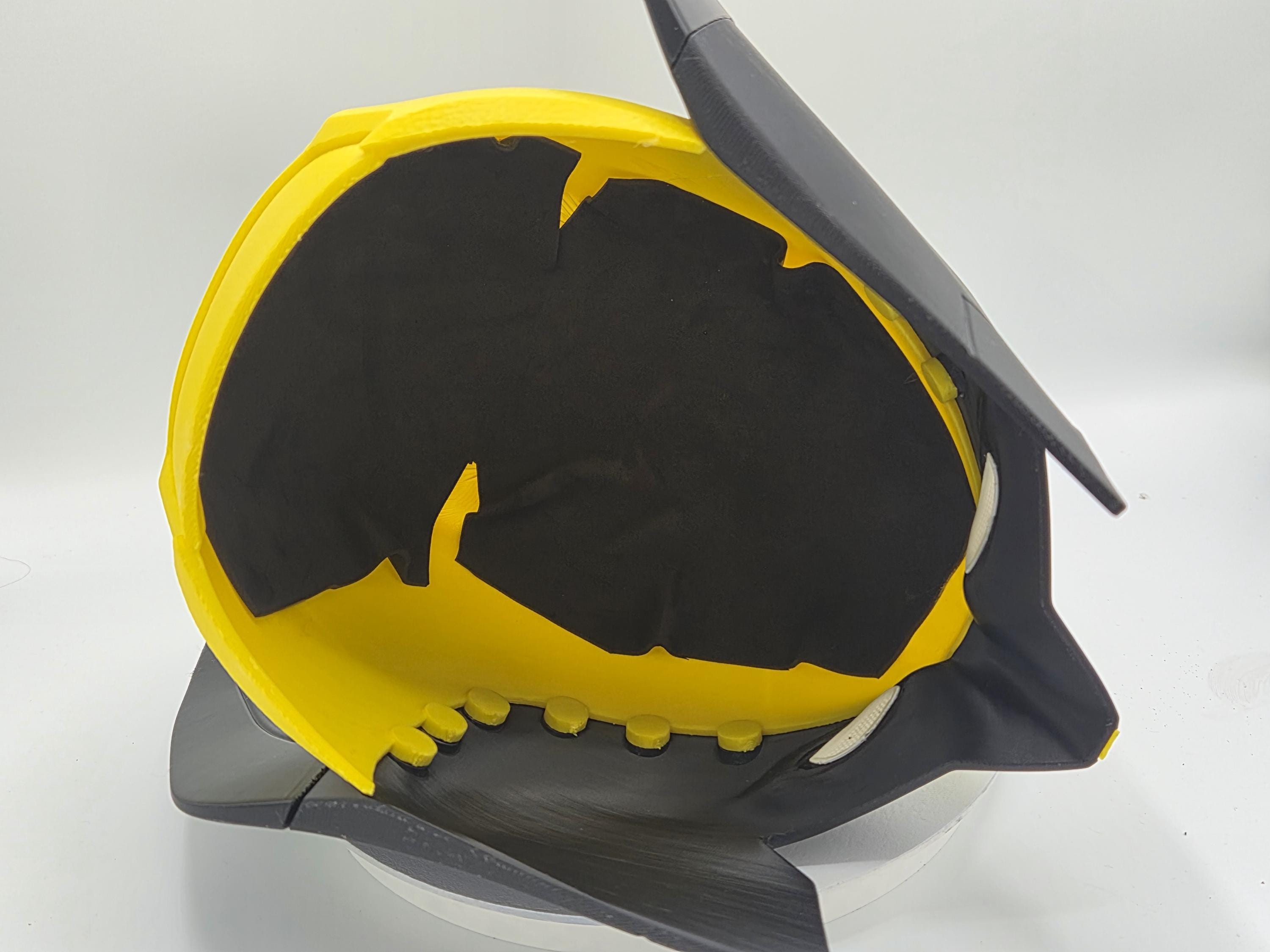 Wolverine 2026 PS5 Imsomniac Cowl - 3D Printed Helmet / Mask!  Custom Sizing!