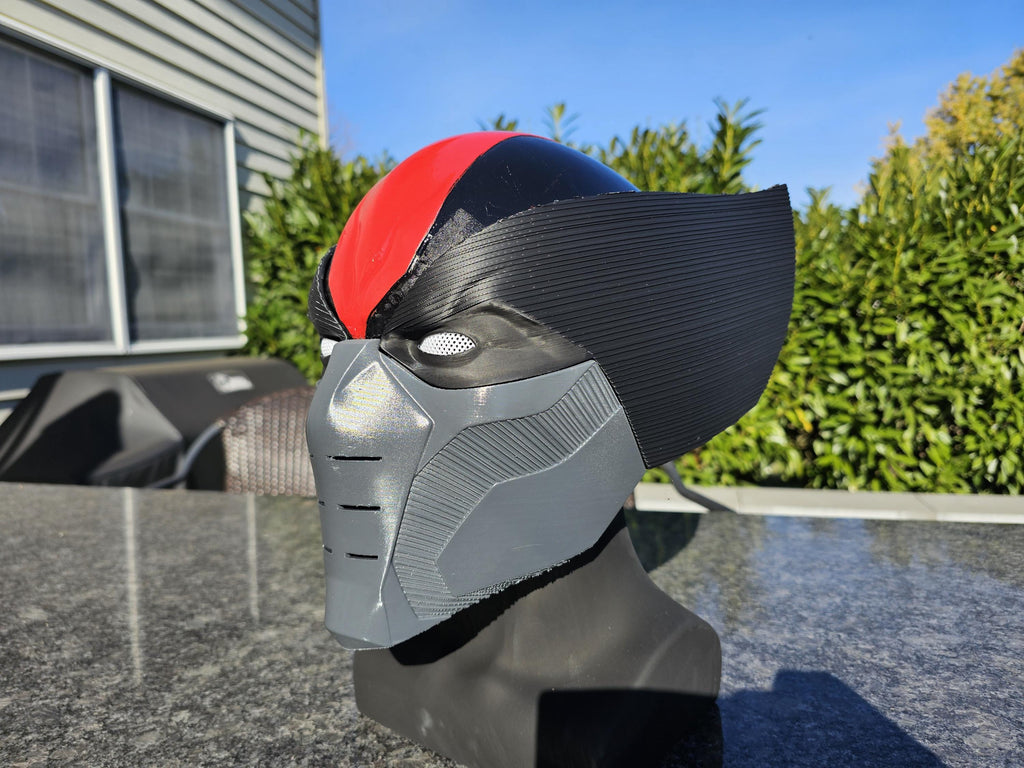 Ultimate Wolverine 2025 Helmet - Cosplay or Halloween - Just Introduced!