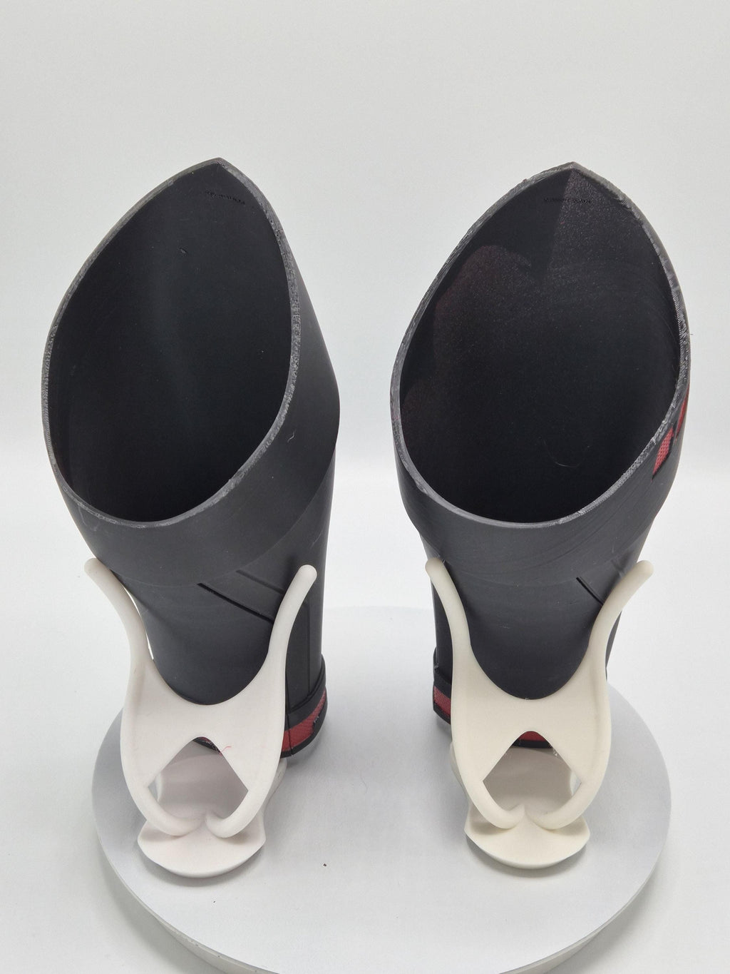 Ultimate Wolverine 3D Printed Gauntlets with Magnetic Closures - Custom Sizing!