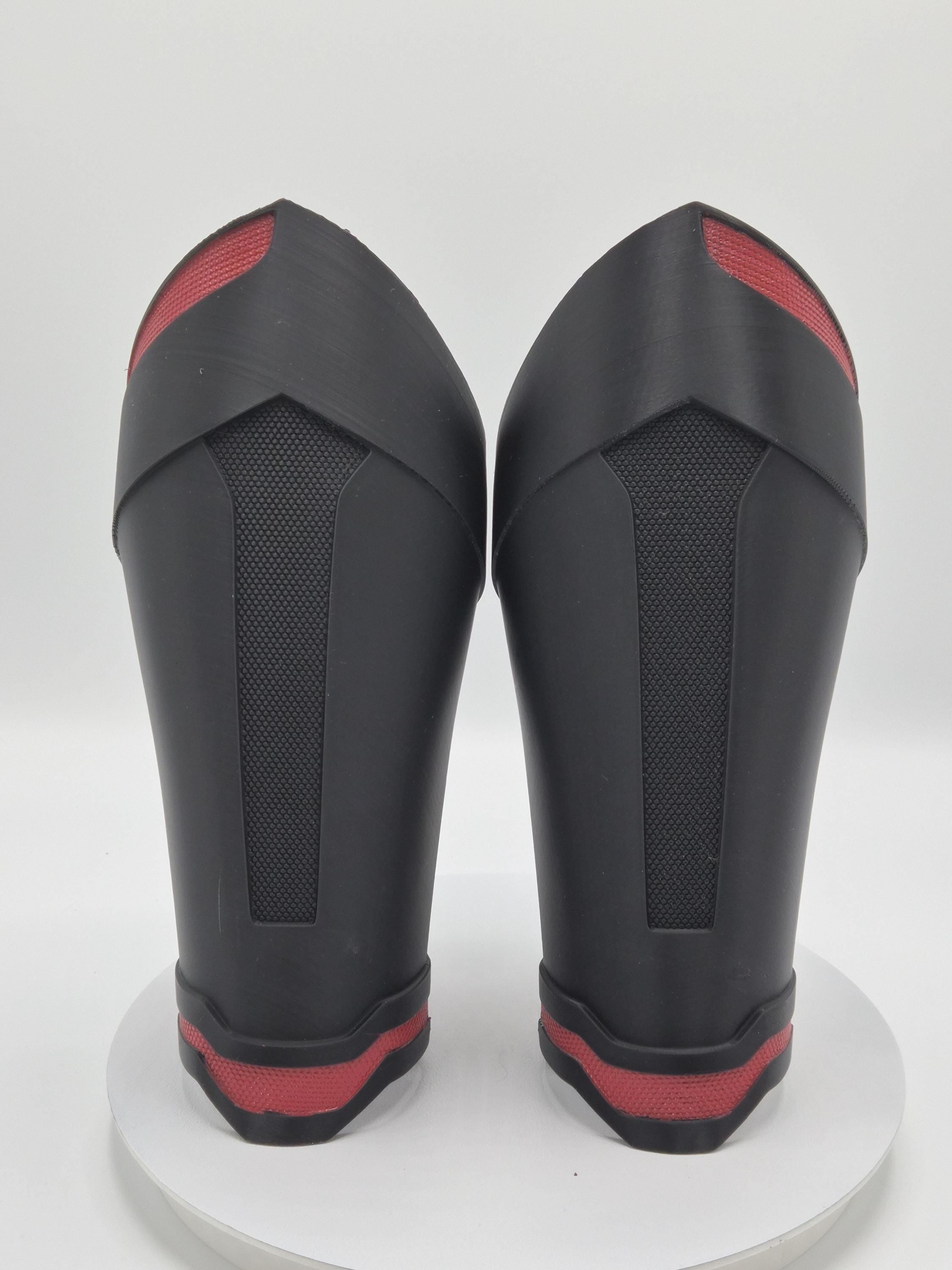 Ultimate Wolverine 3D Printed Gauntlets with Magnetic Closures - Custom Sizing!