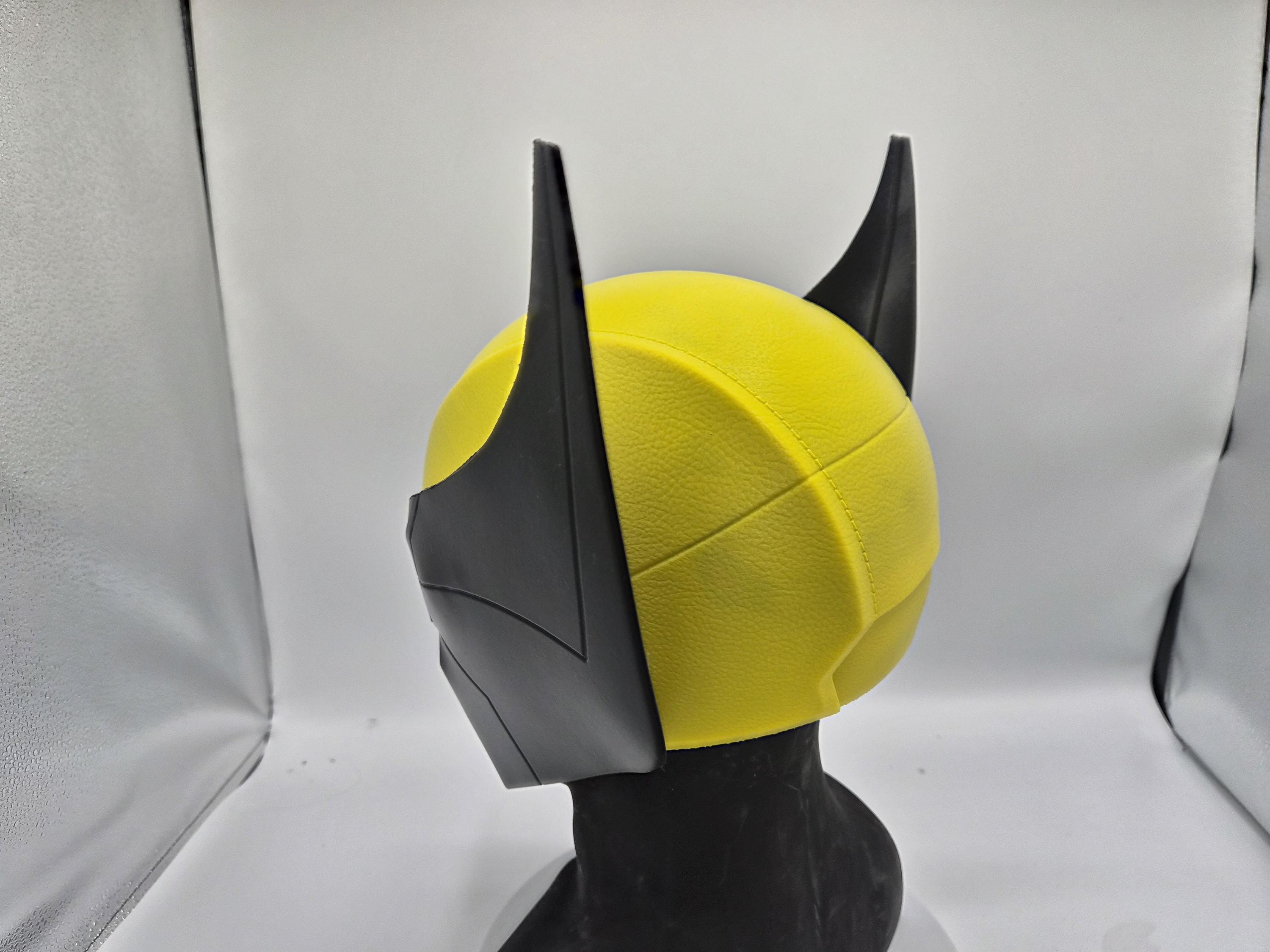 Wolverine 2026 PS5 Imsomniac Cowl - 3D Printed Helmet / Mask!  Custom Sizing!