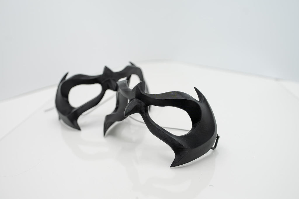 Superhero Sidekick "Big Eye" 3D Printed Masks  – Cosplay Mask for Robyn / Night-Wing