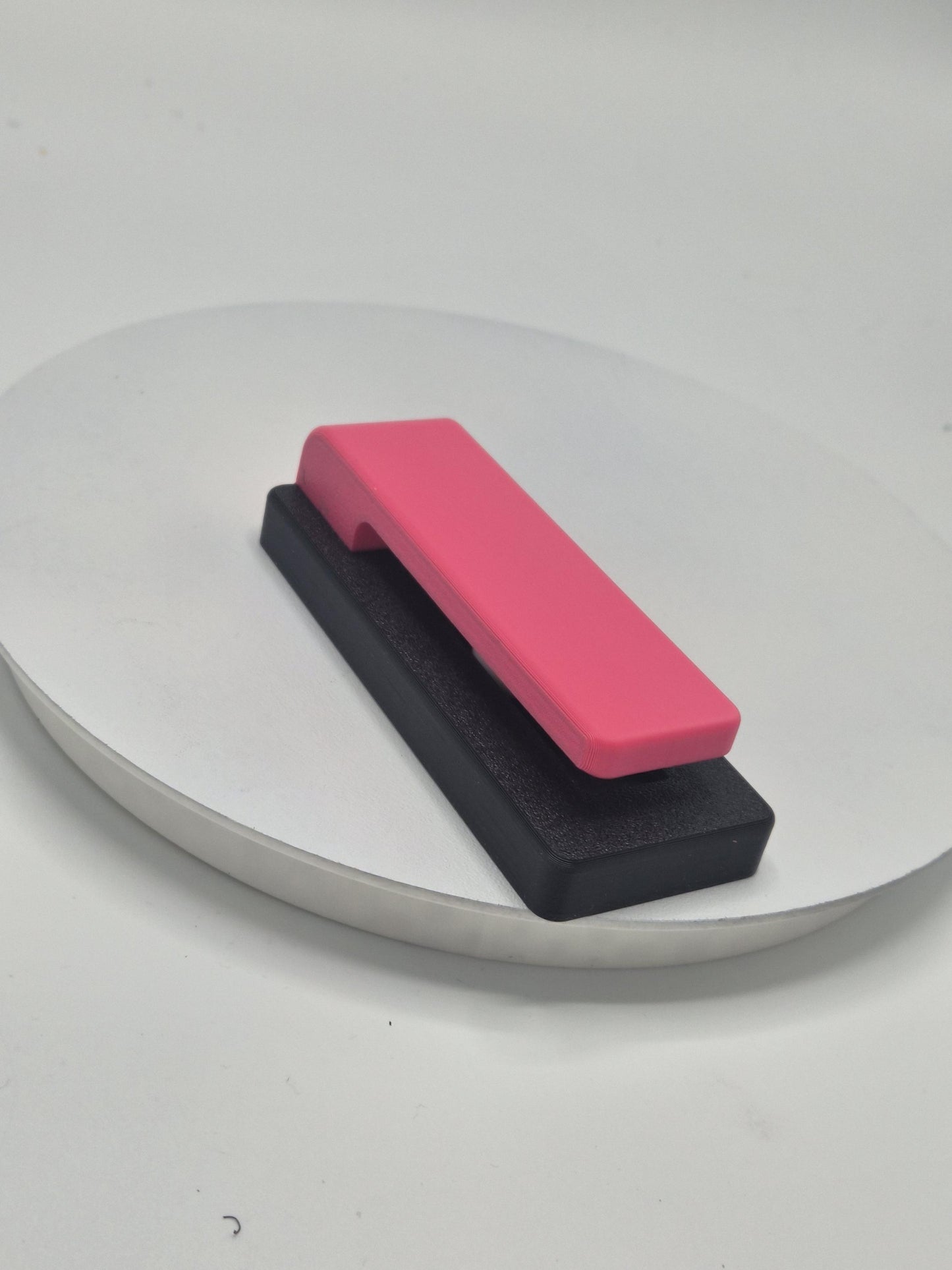 Gravity Auto-Grabbing Towel Holder | for Bathroom, Kitchen, Pain Cave, Zwift, Treadmill, etc. | 3D Printed