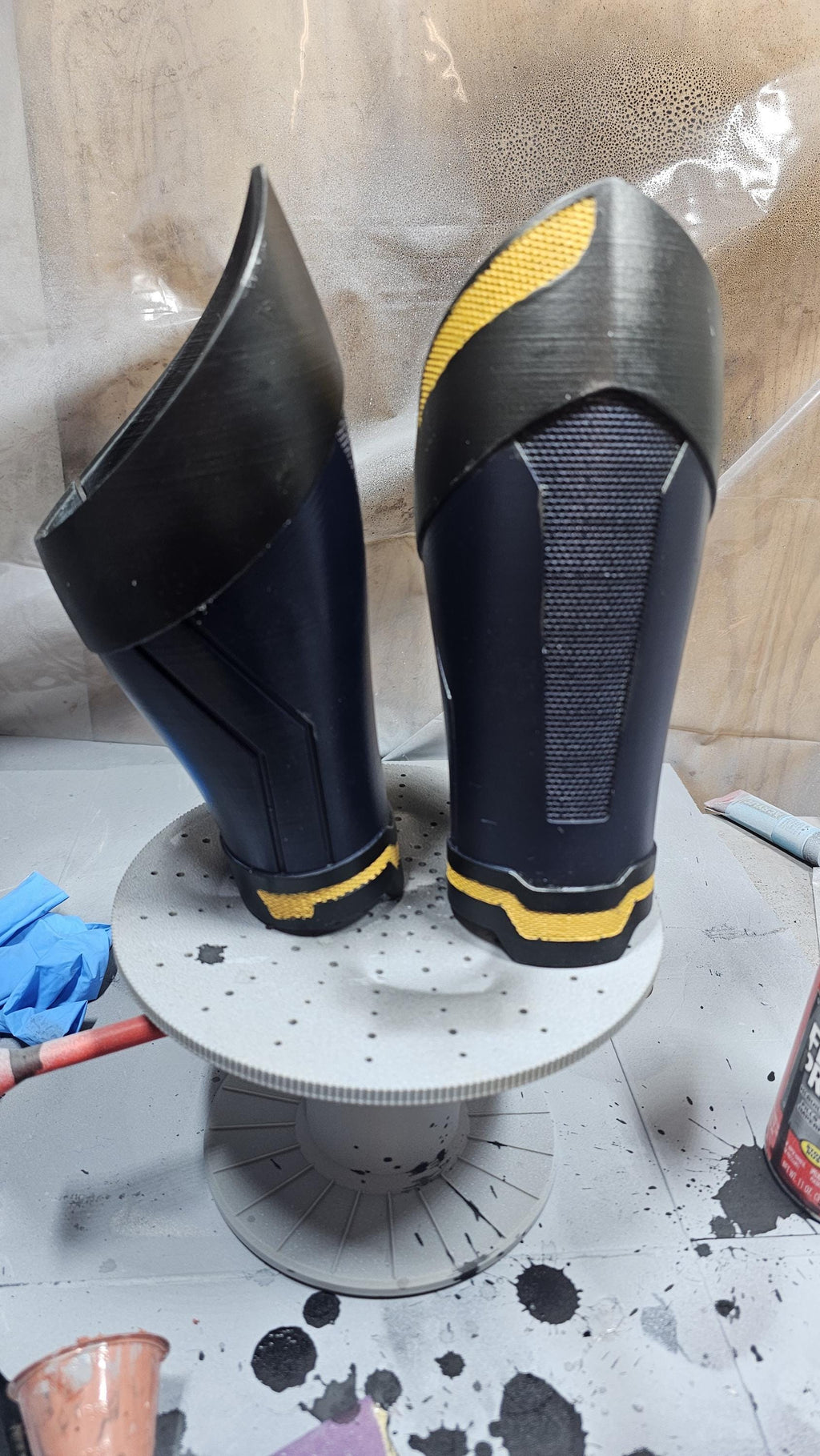 Wolverine Gauntlets - Wolverine & Deadpool (Magnetic Closures) - Custom Sizing!
