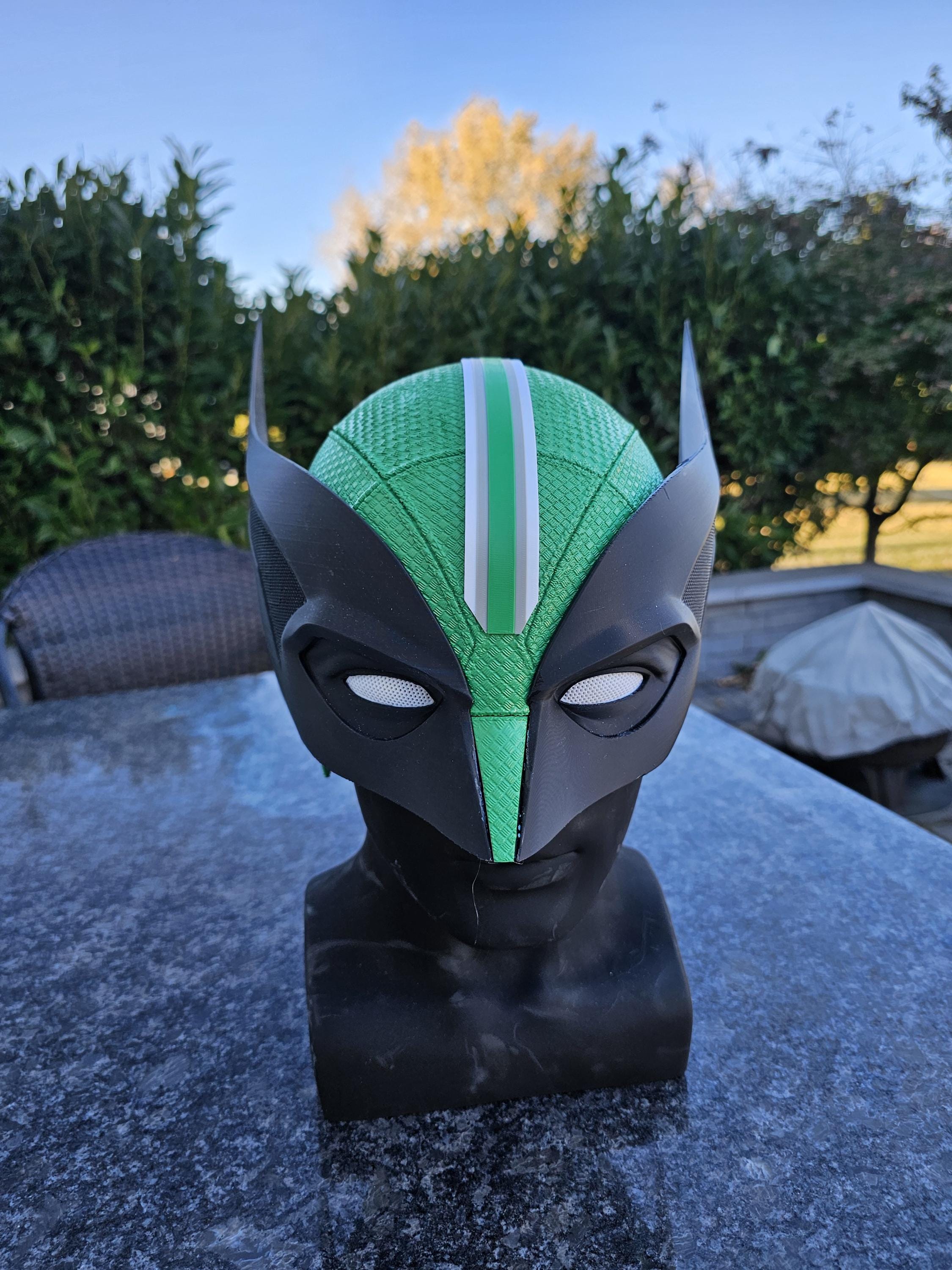 Philadelphia Eagles Themed Wolverine Cowl - 3D Printed Helmet