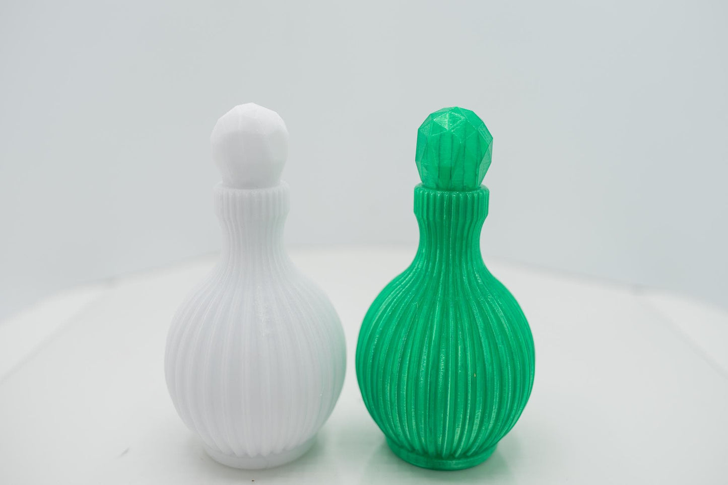 Potion Bottle Vertices | Fantasy & Role Play Potion Container with Threaded Top!