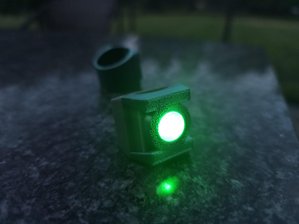 Guy Gardner | Lantern Corps Glowing LED Green Rings with Stand | Cosplay / Display