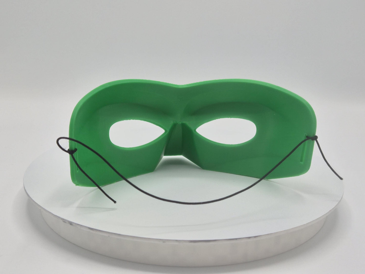 3D Printed Cosplay Mask with Elastic Strap