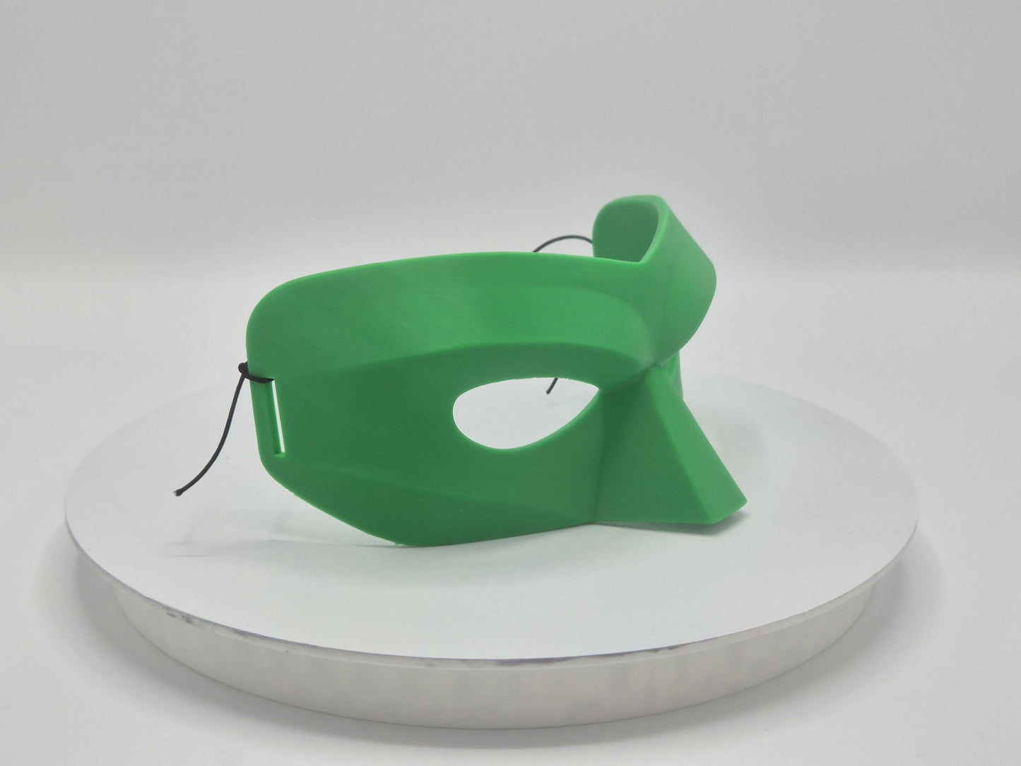 3D Printed Cosplay Mask with Elastic Strap