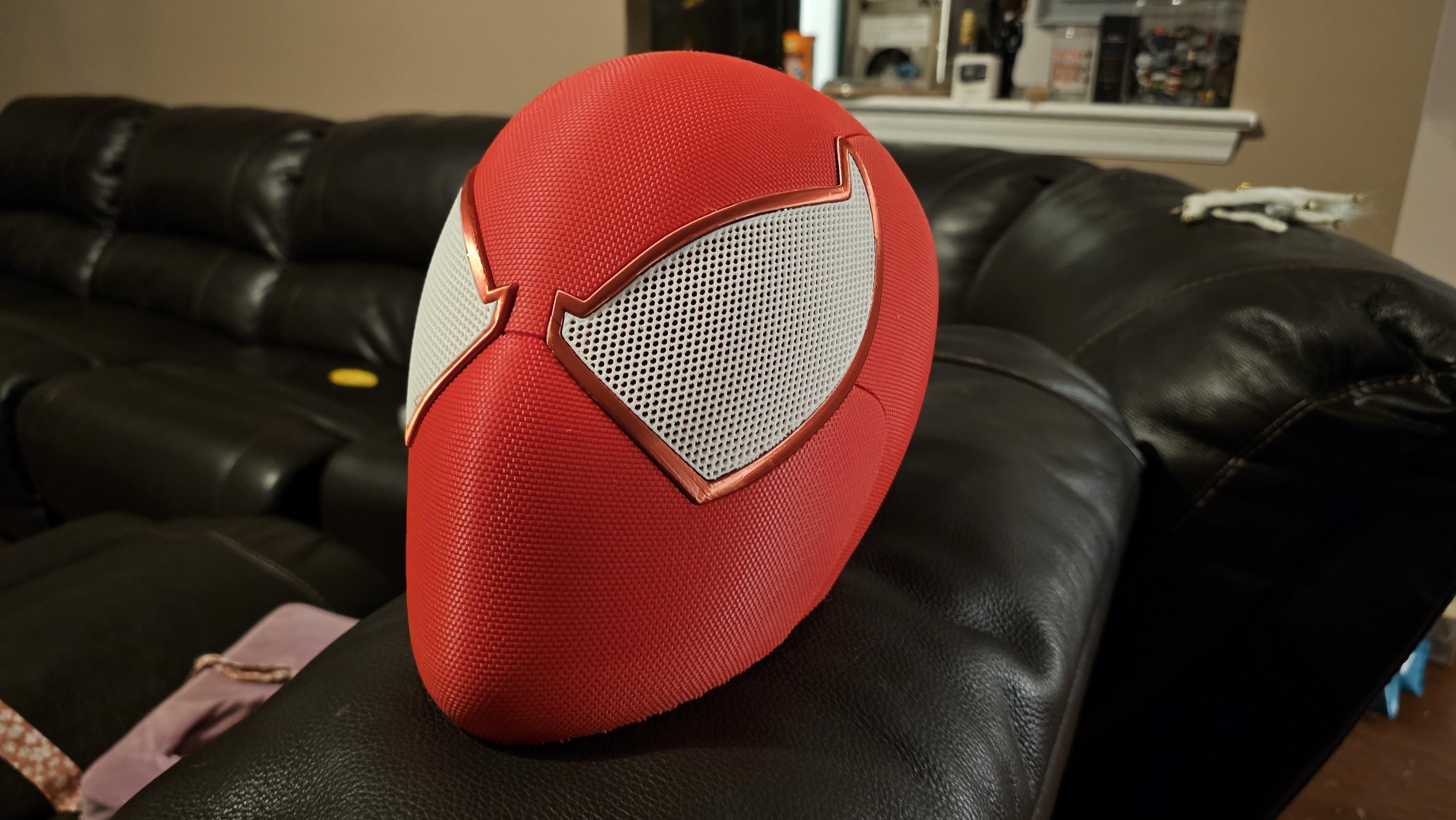 Scarlet Spider-Man Helmet - 3D Printed Cosplay / Display / Halloween
