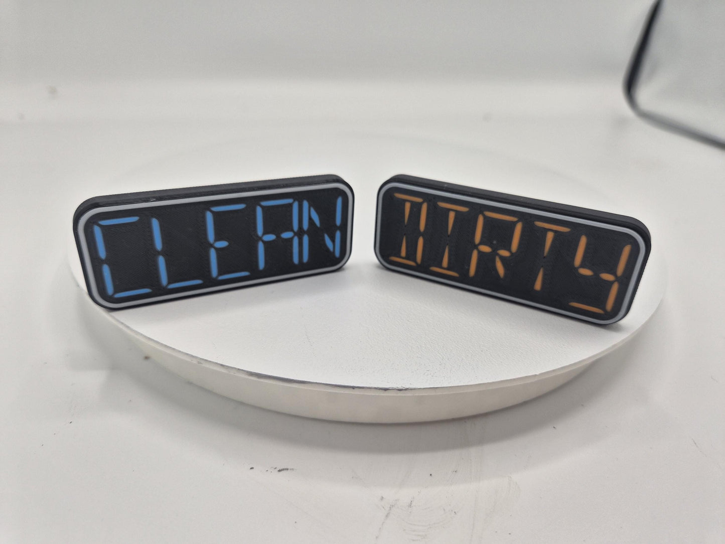 Dishwasher Dirty / Clean Magnet - 3D Printed Flippable Design!