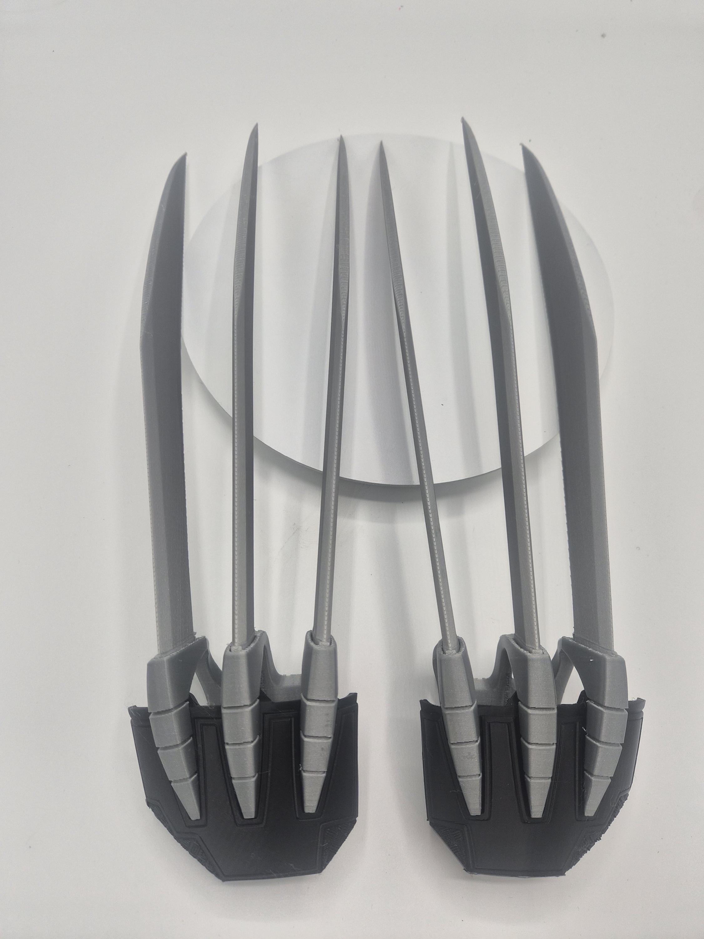 Wolverine Claws with Gripper & Backplate - 3D Printed Cosplay / Halloween