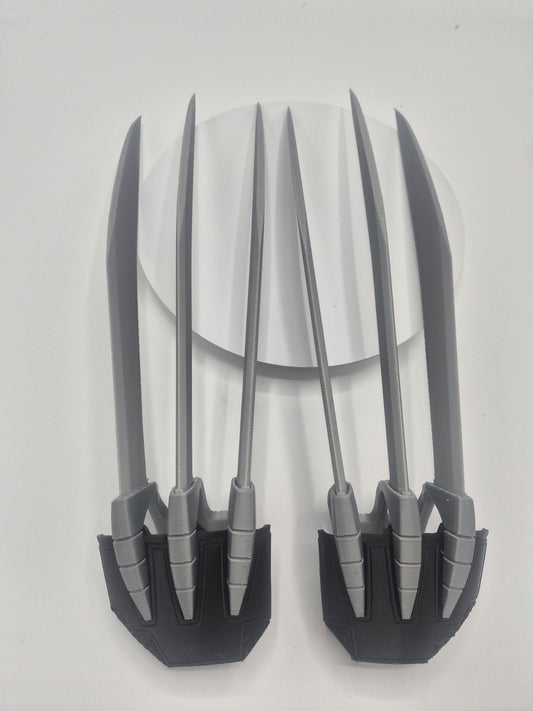 Wolverine Claws with Gripper & Backplate - 3D Printed Cosplay / Halloween
