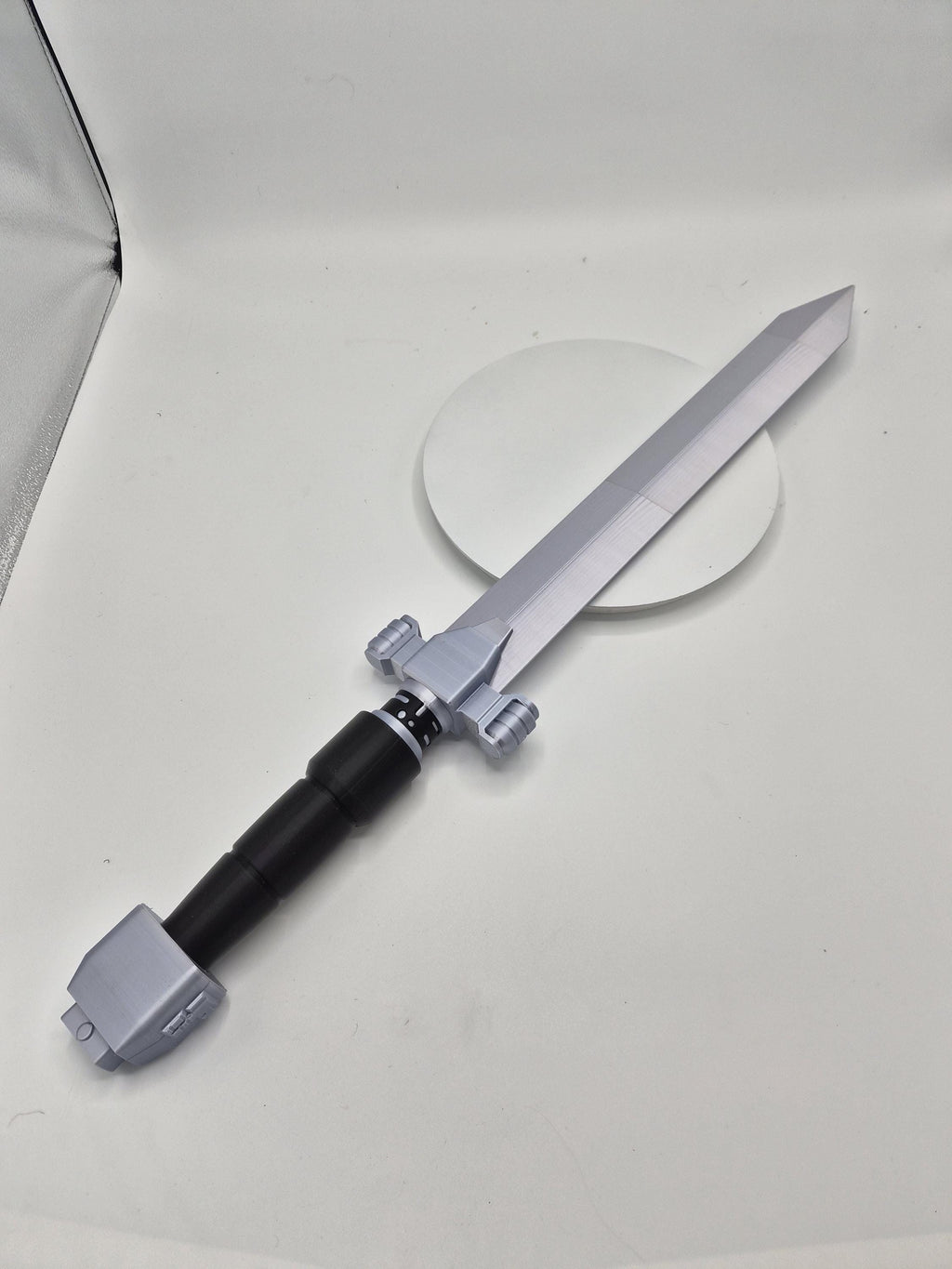Mandalorian's New Short Sword from "The Mandalorian and Grogu" | - Full Size 2+ Foot Kit!