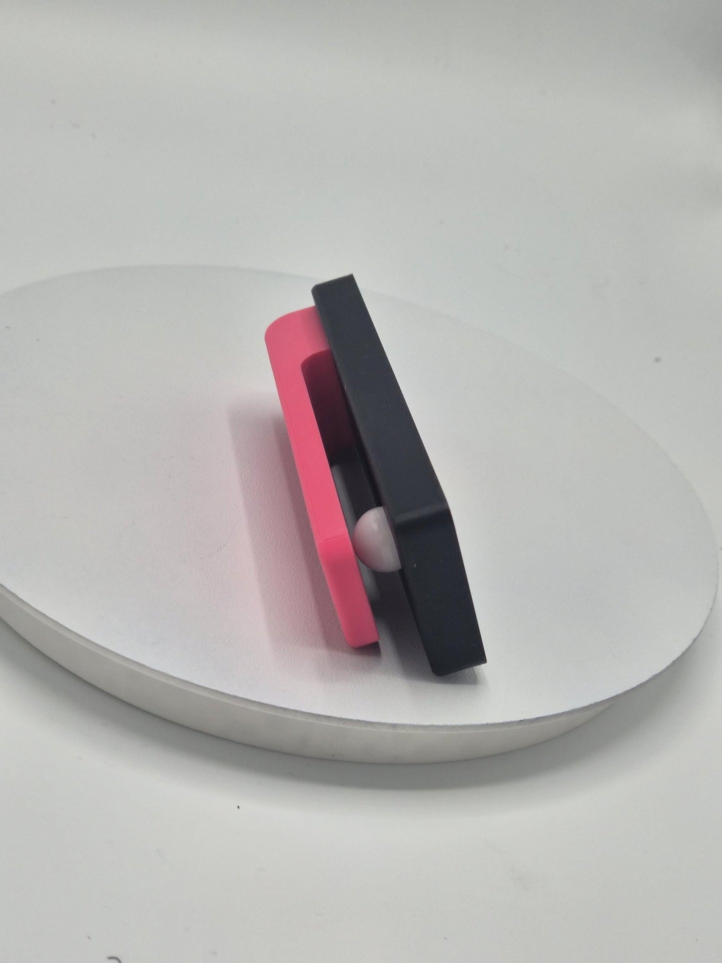 Gravity Auto-Grabbing Towel Holder | for Bathroom, Kitchen, Pain Cave, Zwift, Treadmill, etc. | 3D Printed