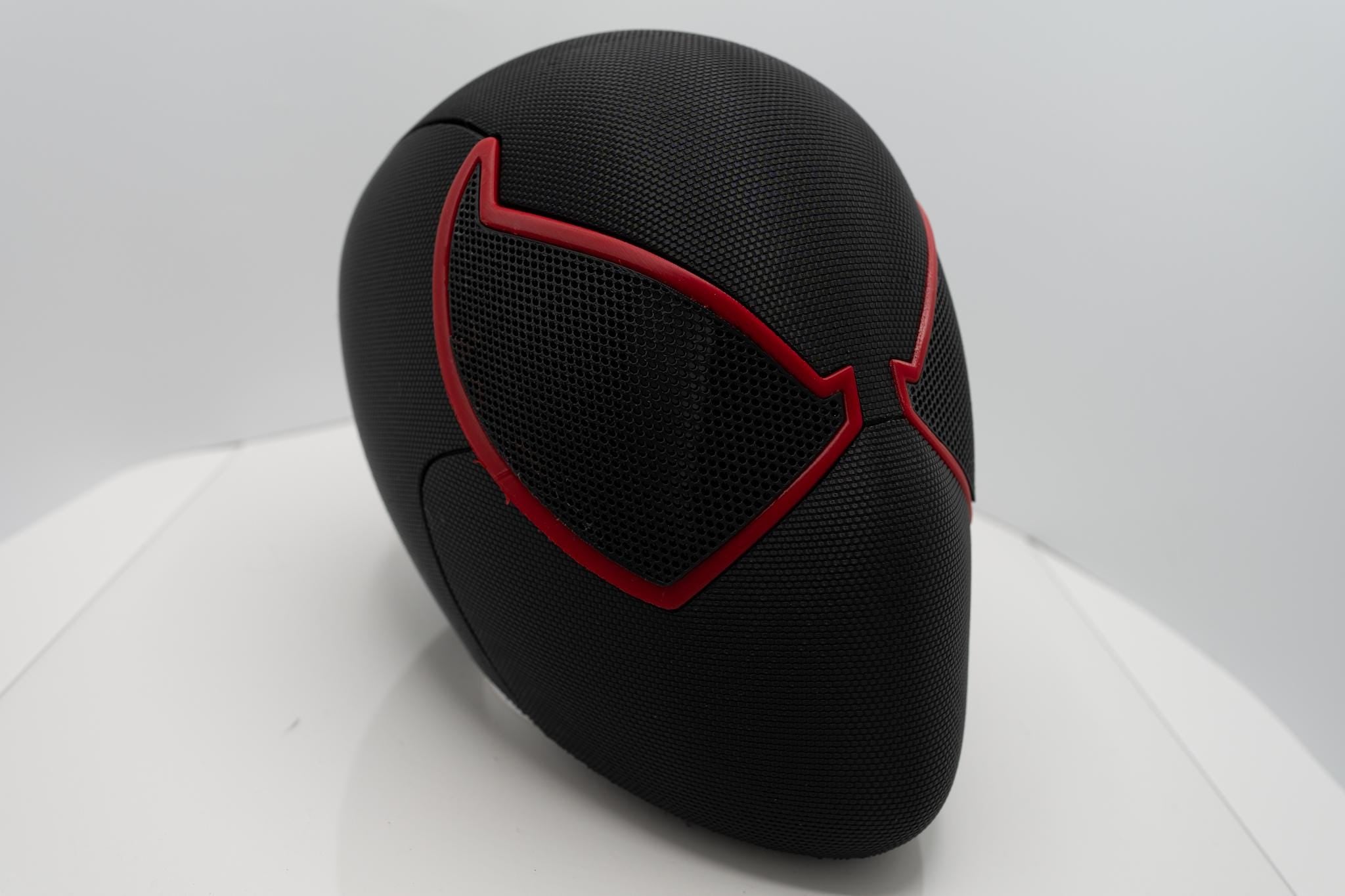 Scarlet Spider-Man Helmet - 3D Printed Cosplay / Display / Halloween